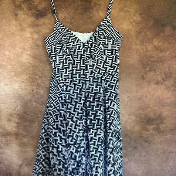 Size 10 Elorie Black and White Dress Minidress - Picture 1 of 3
